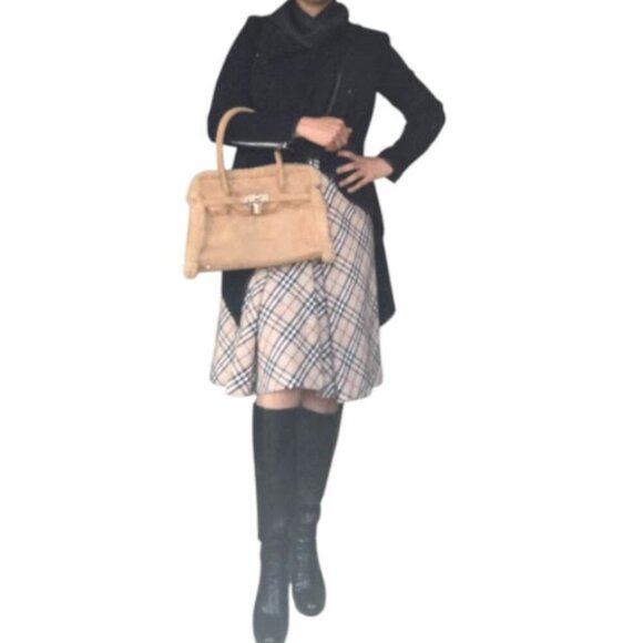 Elegant Tan Suede Handbag with Faux Fur Trim - Picture 7 of 10